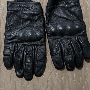 Harley-Davidson Black Leather Riding Gloves with Knuckle Protection